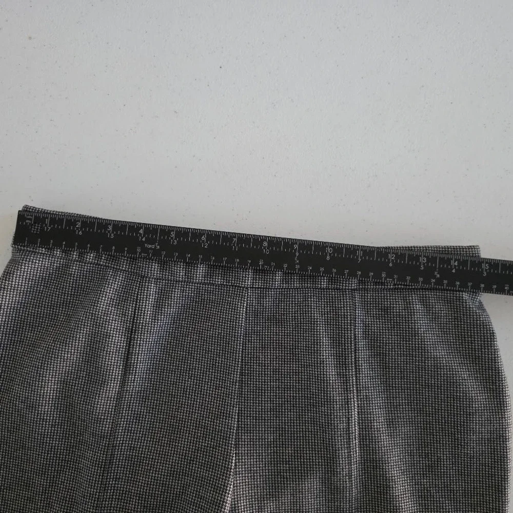 Talbots‎ Women's Size M Houndstooth Plaid Stretch Ankle Pants Gold Button Detail